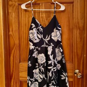 Women’s Floral Navy and White Mini Dress